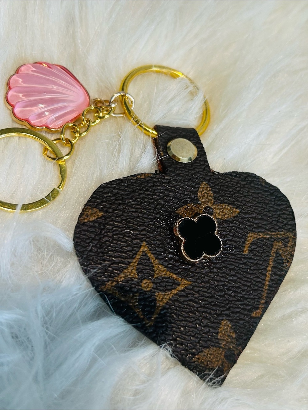 Monogram Heart Key & Card Holder with Pink Shell Charm